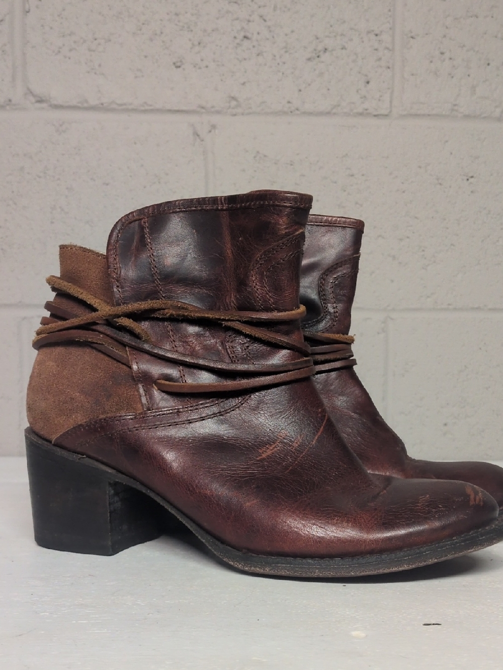 Freebird By Steven Casey Lace Tie Leather Ankle Brown Cognac Bootie, Size 10 - Picture 6 of 15